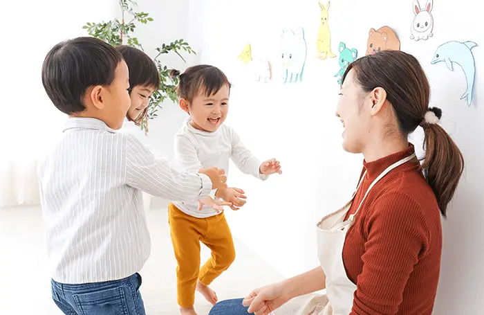 ぴかぴかの新設園でサポートスタッフ/ピアノなし